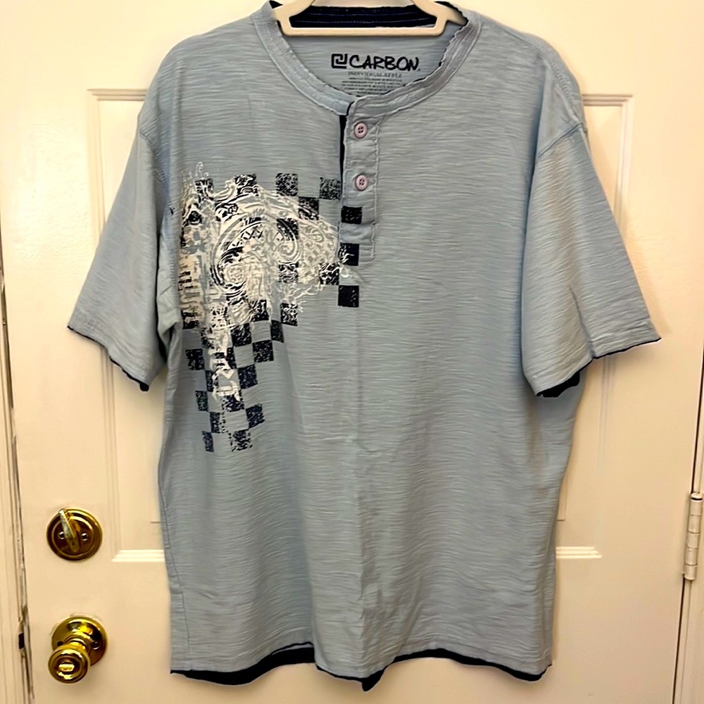 CARBON Men’s Graphic Layered Polo Shirt Size XXL Short Sleeve Baby Blue